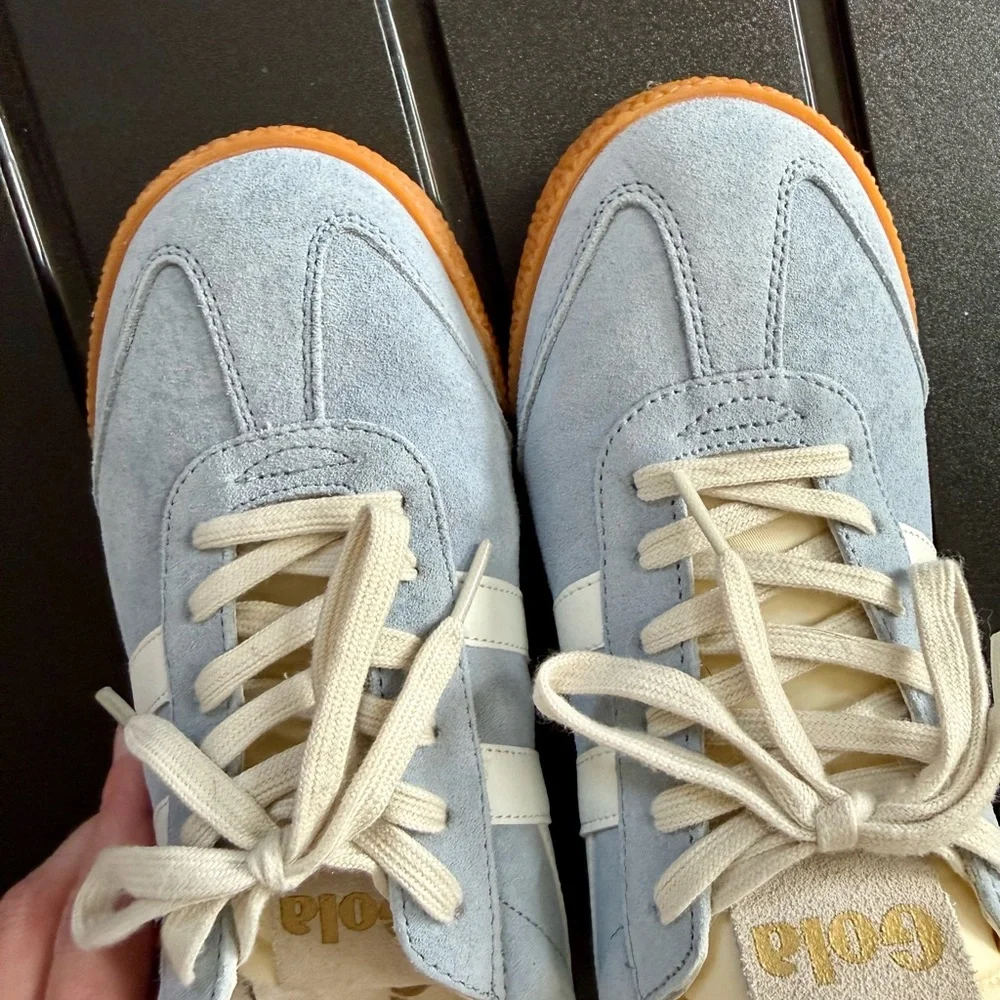 Gola Suede Trainer in Light Blue and Cream - Picture 6 of 6